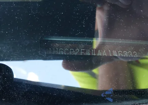 2010 Honda Accord 2.4 Lx-P z USA, uszkodzony, nr VIN 1HGCP2F44AA146333